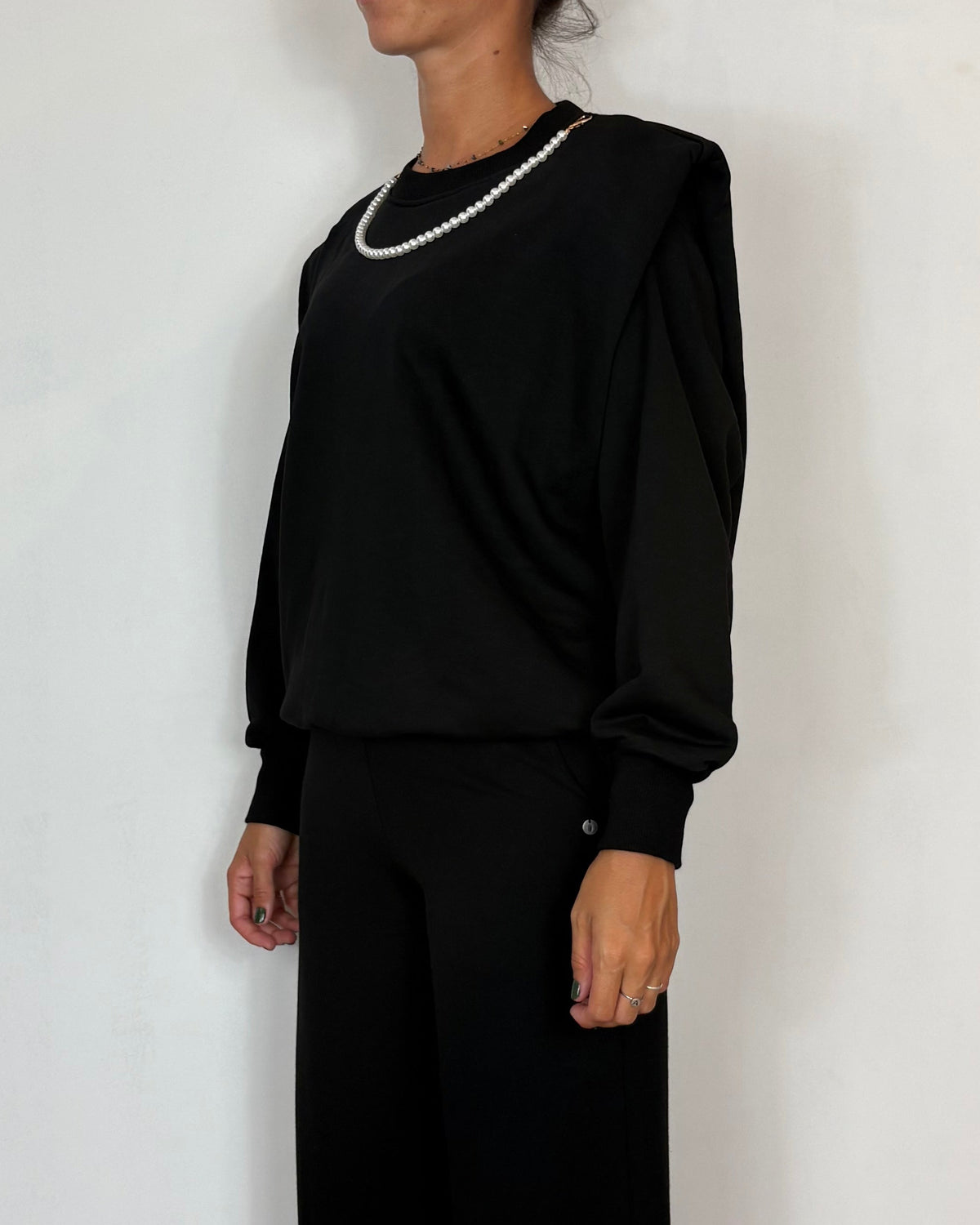 Felpa Spalline Nero Olivia Grey