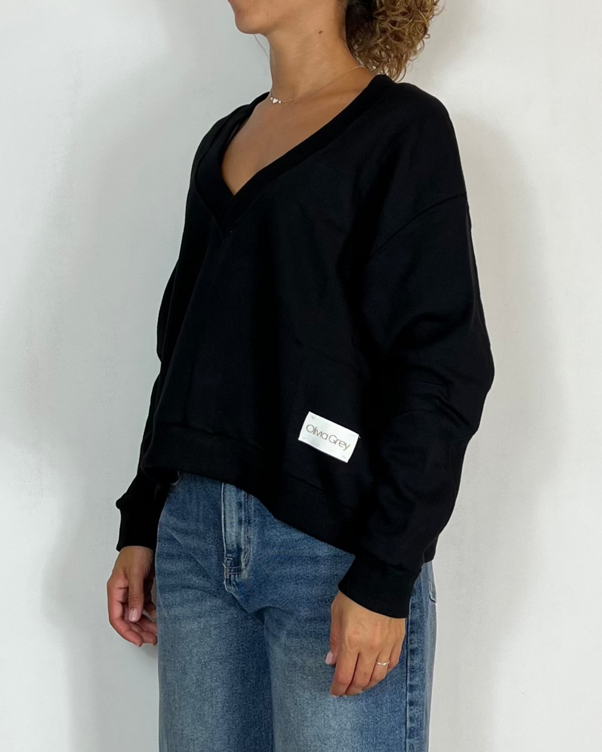 Felpa Scollo V Nero Olivia Grey