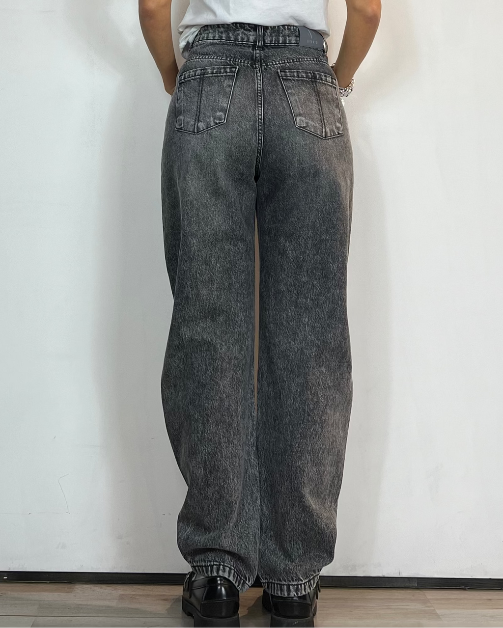 Jeans Fit Round Over-D Woman