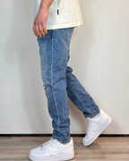 Jeans Carrot Fit Strappi Telamira