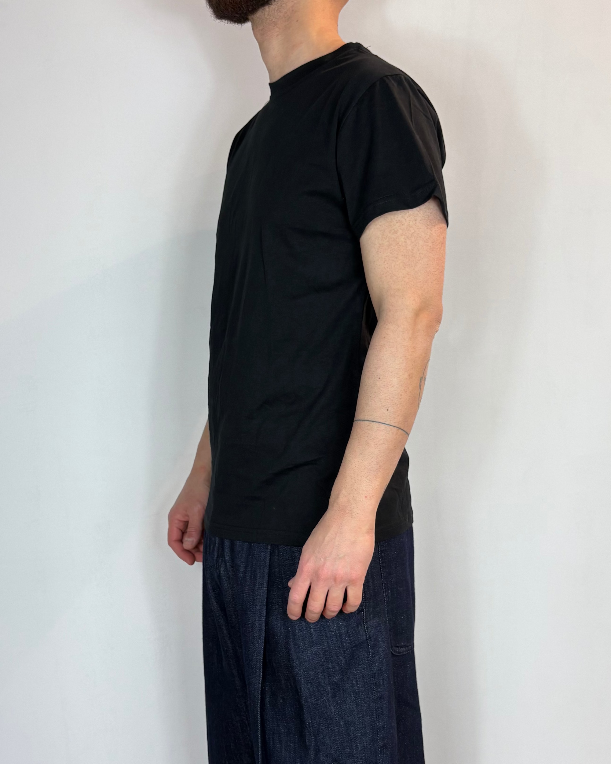 T-shirt Basic Nero Telamira