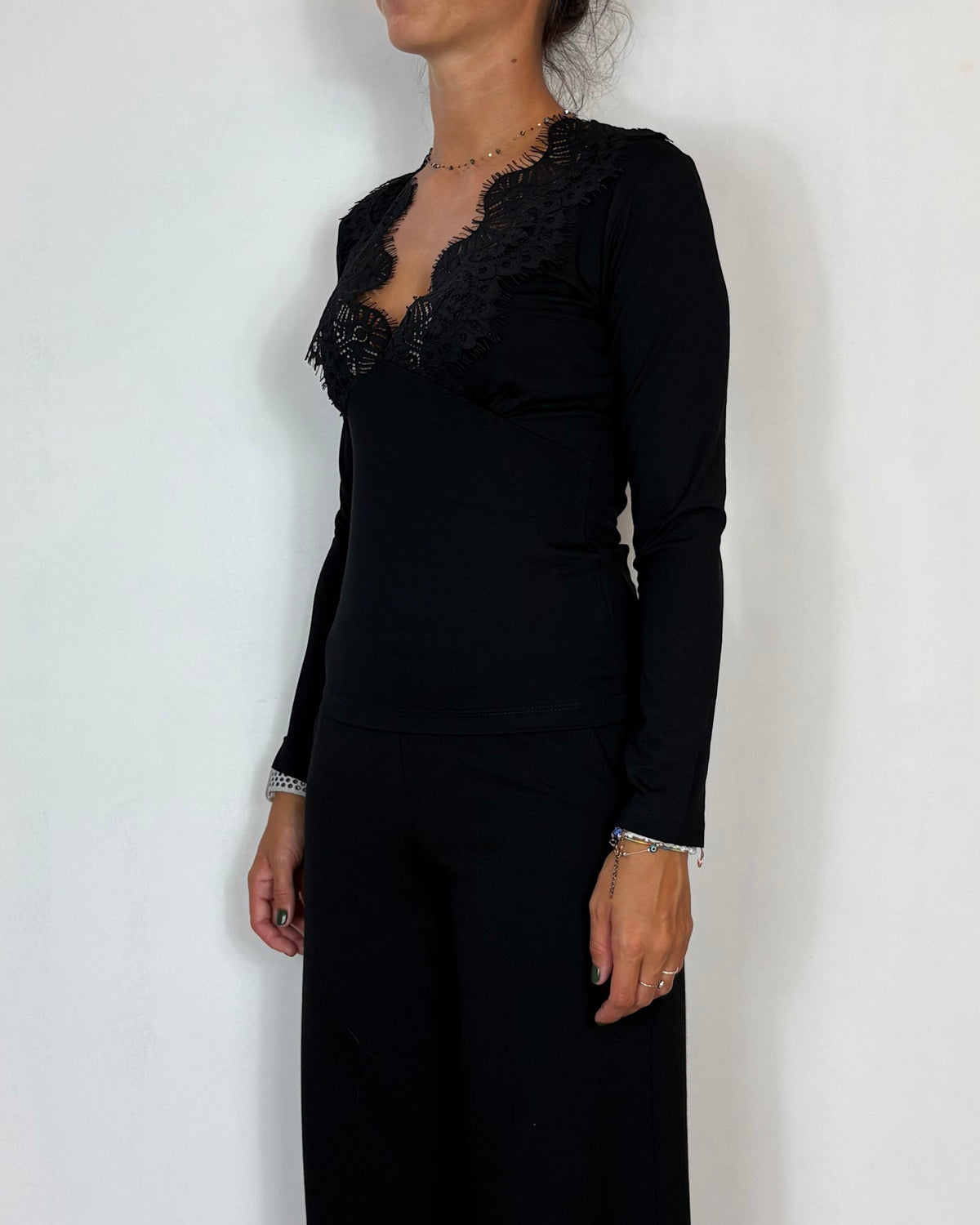 T-Shirt Viscosa Nero Pizzo Olivia Grey